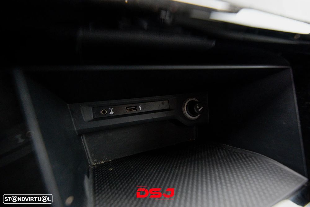 VW Touran 1.6 TDI Highline - 21