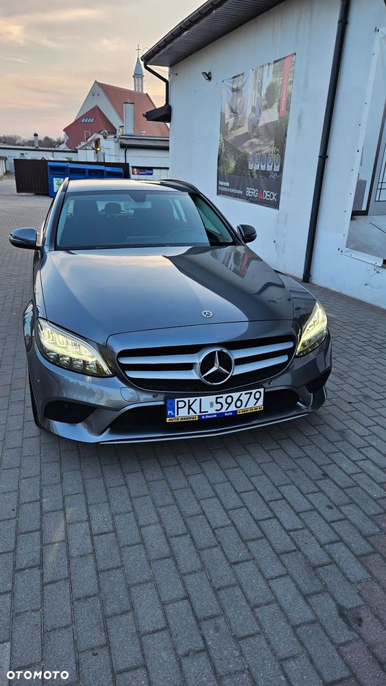 Mercedes-Benz Klasa C 180 d Avantgarde - 26