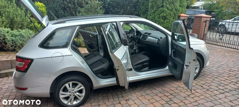 Skoda Fabia 1.0 TSI Ambition - 33
