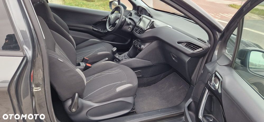 Peugeot 208 68 VTI Active - 11