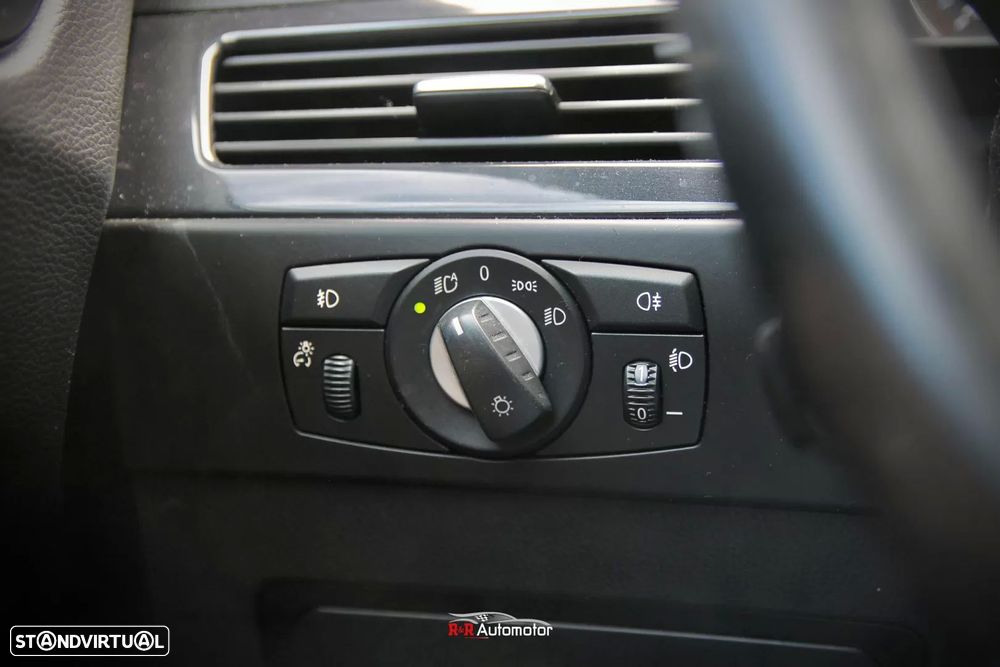 BMW 520 d Executive - 33