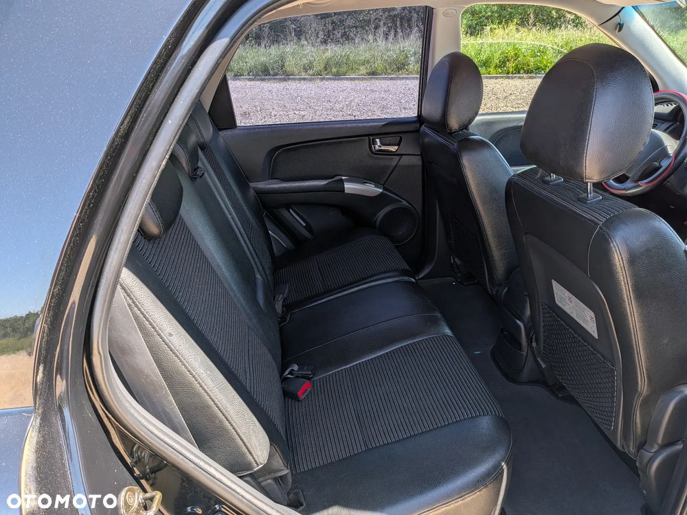 Kia Sportage 2.0 Expedition + - 24