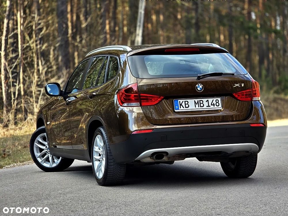 BMW X1 sDrive18i xLine - 18