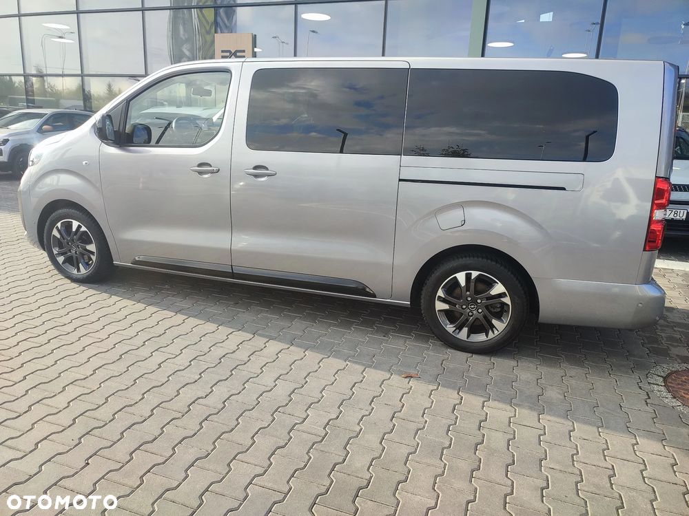 Opel Zafira 2025 photo 3