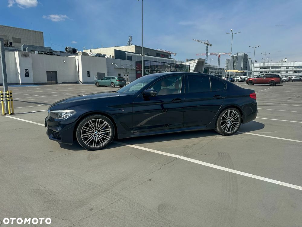 BMW Seria 5 530d xDrive M Sport sport - 11