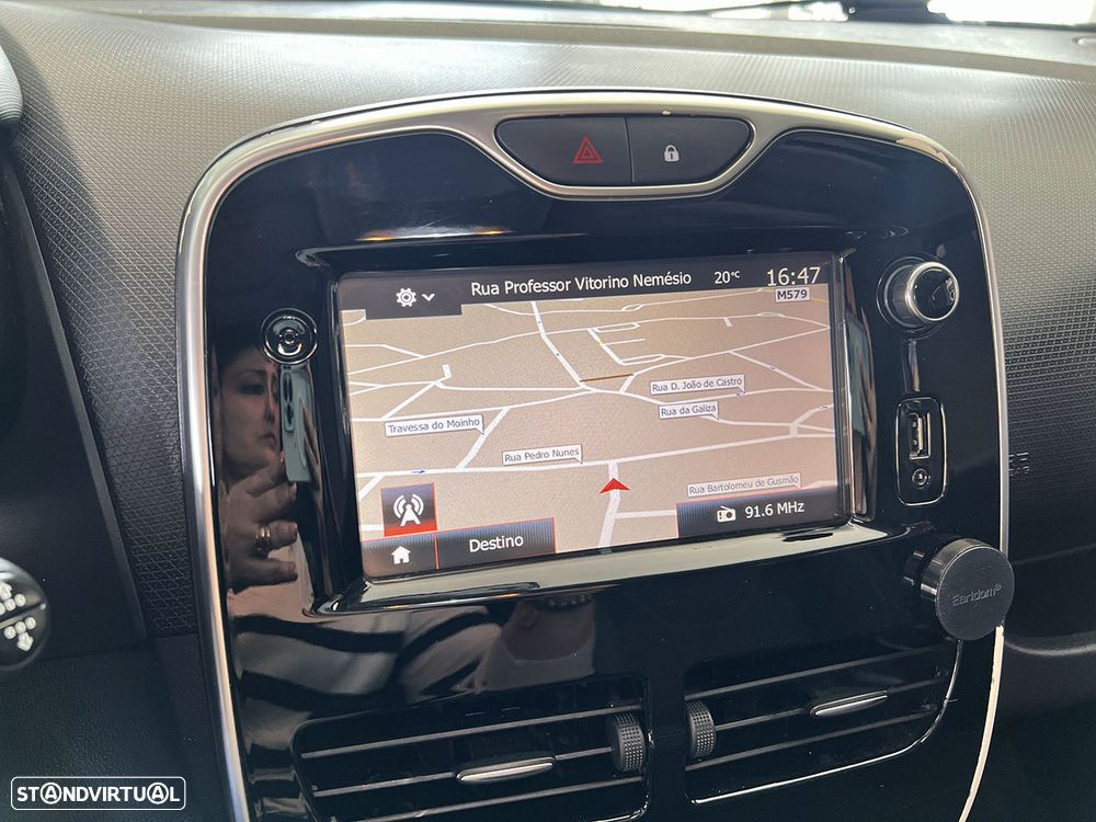 Renault Clio Sport Tourer 1.5 dCi GT Line - 12