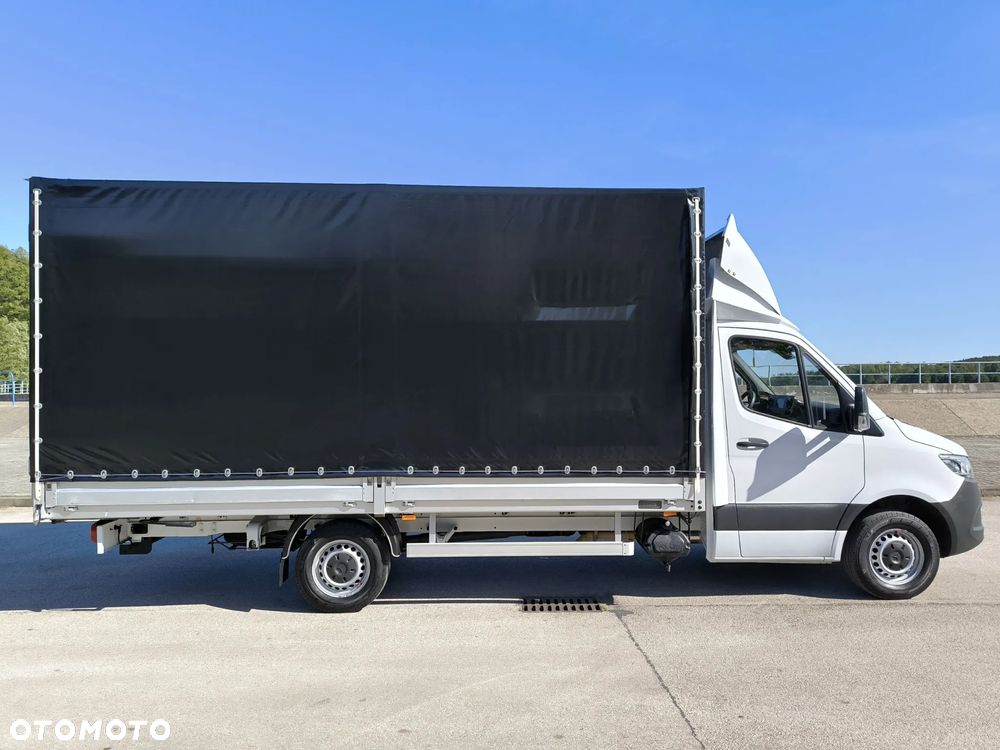 Mercedes-Benz Sprinter - 10