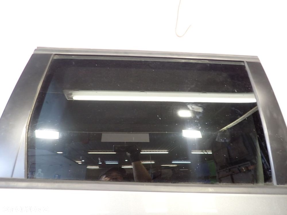 DRZWI PRAWY TYŁ VOLKSWAGEN PASSAT B6 - 3