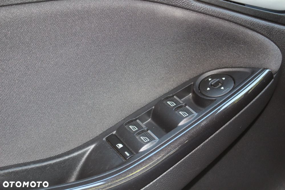 Ford Focus - 20