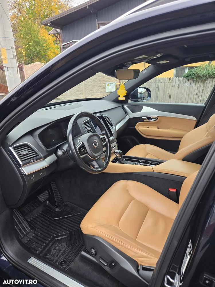 Volvo XC 90 T5 AWD Momentum - 10