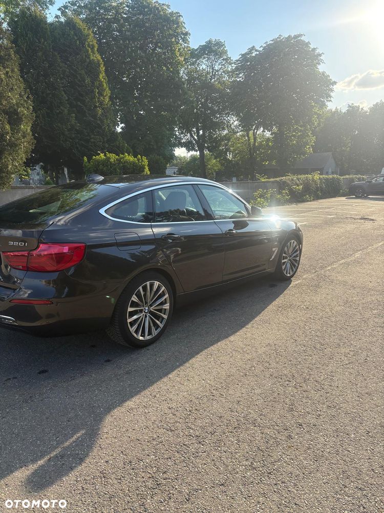 BMW 3GT 320i xDrive Luxury Line sport - 3