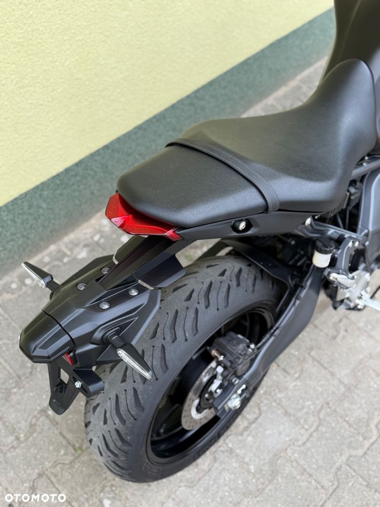 Yamaha MT - 13