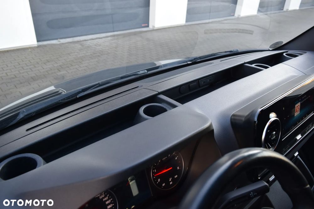 Mercedes-Benz Sprinter 319 V6 3.0 LED*Navi*Distronic*Webasto - 22