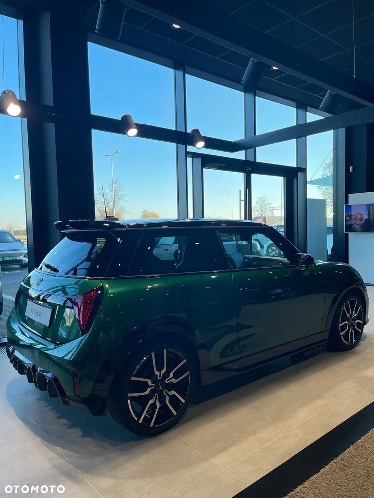 MINI John Cooper Works - 4