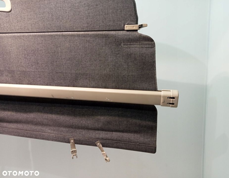 ROLETA BAGAŻNIKA TOYOTA LAND CRUISER 150 JASNA - 3