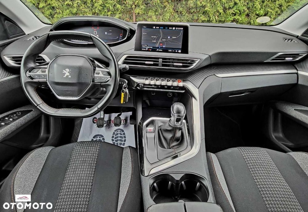 Peugeot 5008 - 27