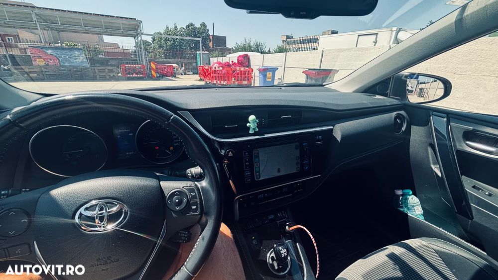 Toyota Auris - 3