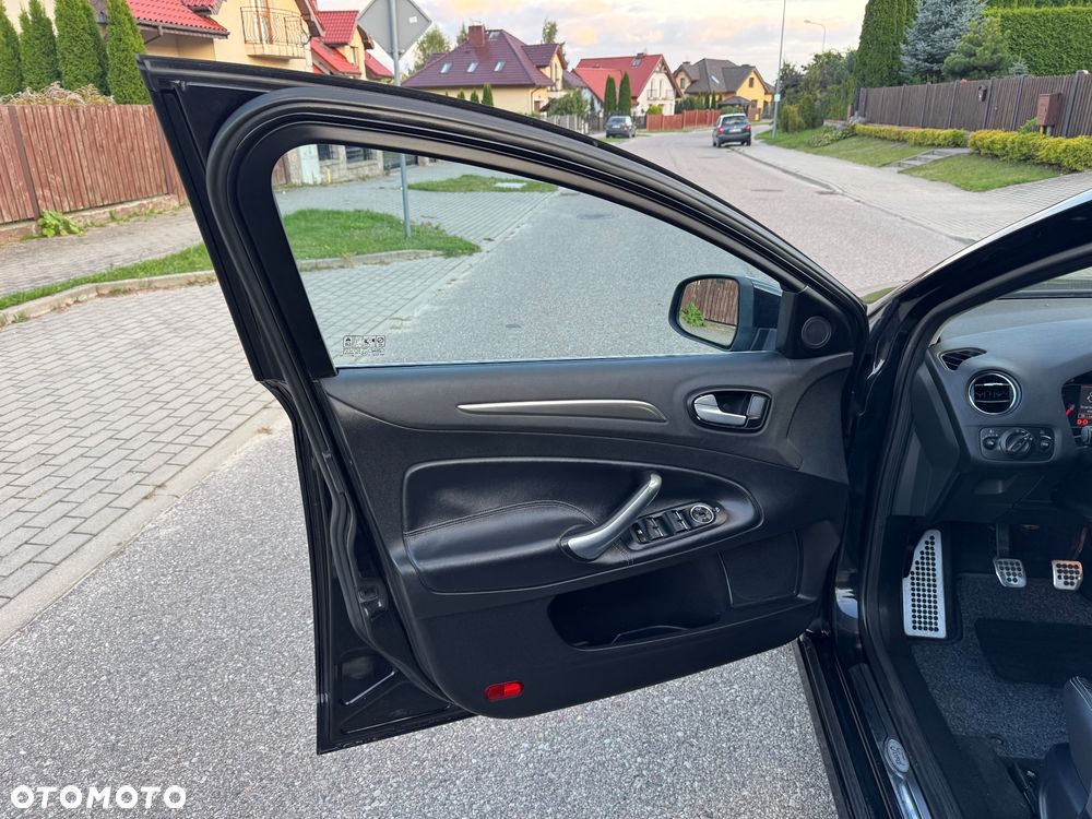 Ford Mondeo 2.0 TDCI Titanium S - 26