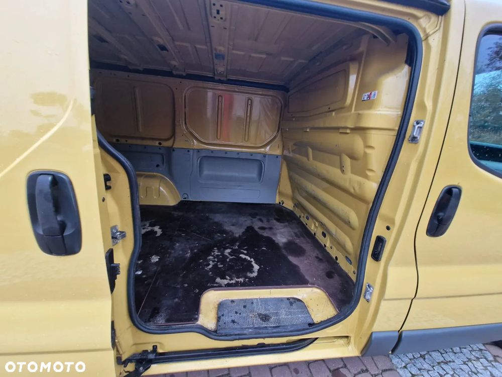 Renault Trafic - 19