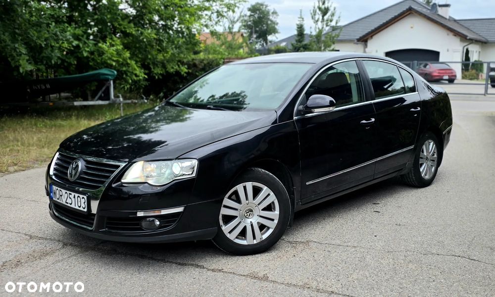 Volkswagen Passat 2.0 TDI DPF Highline DSG - 2