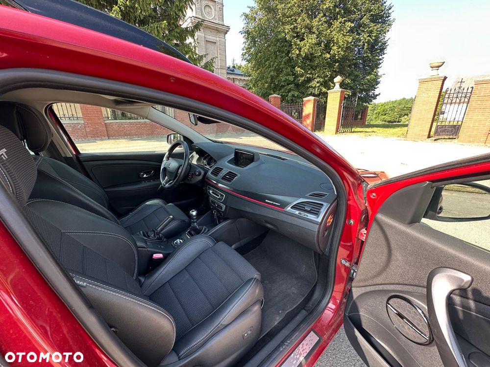 Renault Megane GT 220 - 23