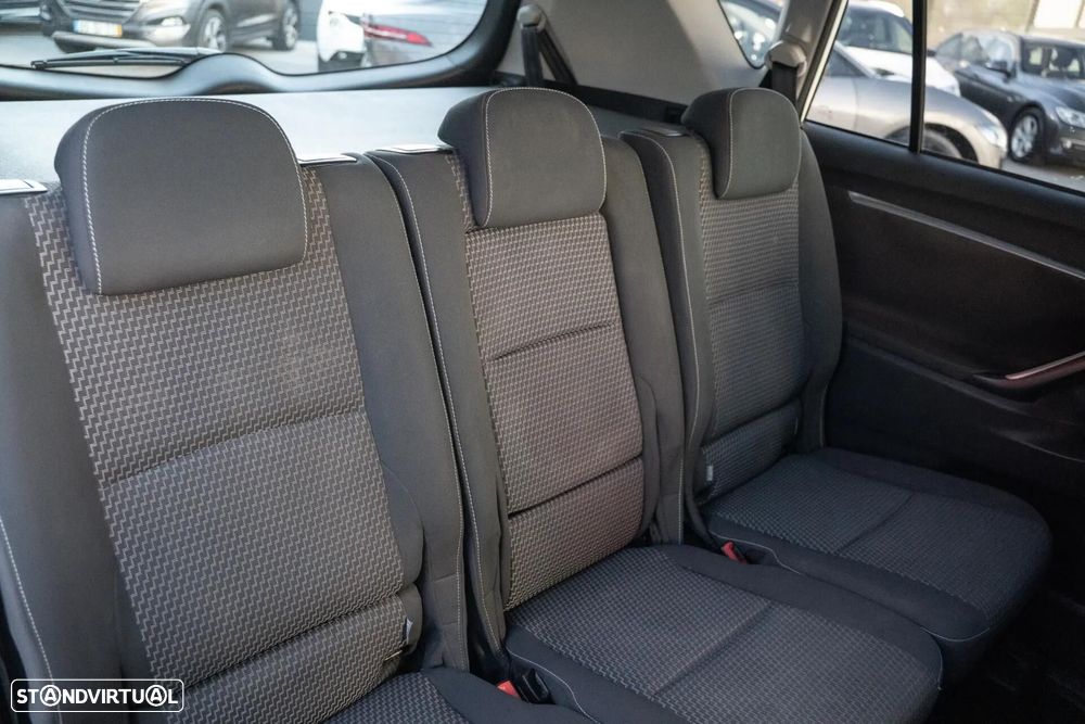 Toyota Verso 1.6 D-4D Comfort - 21