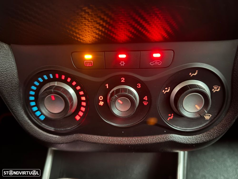 Alfa Romeo MiTo - 31