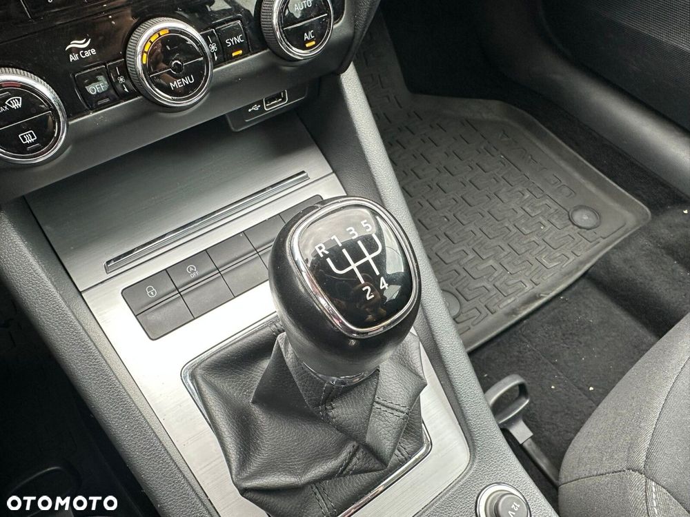 Skoda Octavia 1.6 TDI SCR Ambition - 24