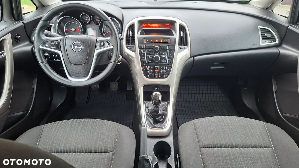Opel Astra 1.4 Cosmo - 10