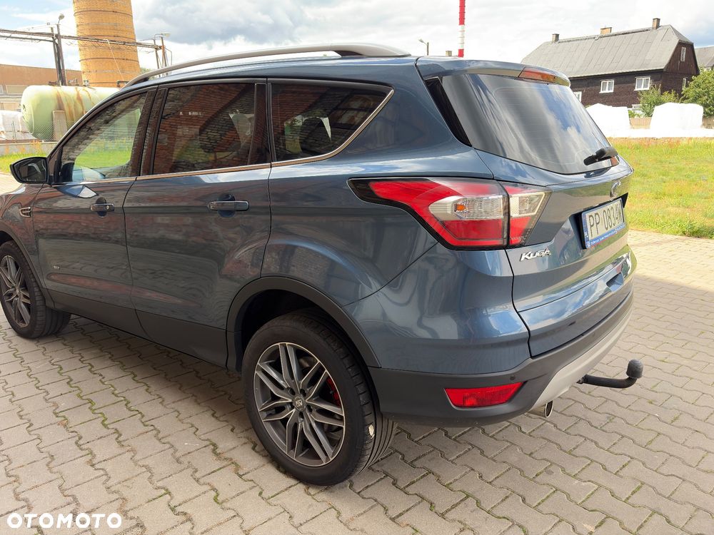 Ford Kuga 2.0 TDCi 4x4 Titanium - 2