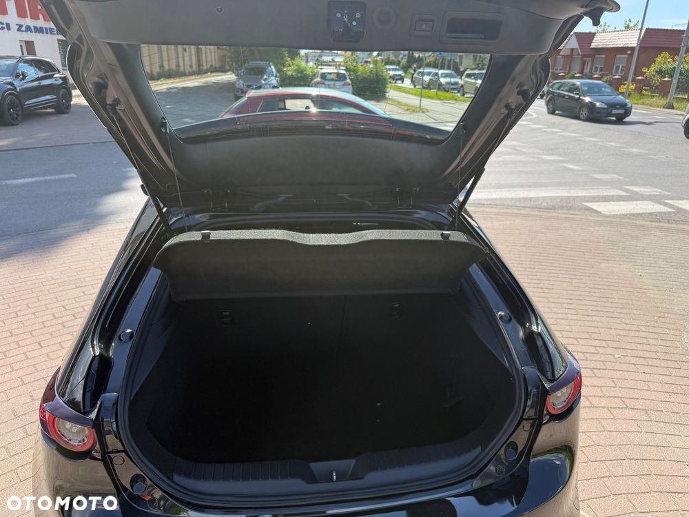 Mazda 3 e-SKYACTIV-G 122 M HYBRID HOMURA - 20