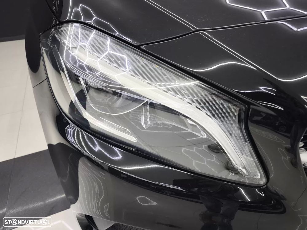 Mercedes-Benz A 180 d AMG Line - 11