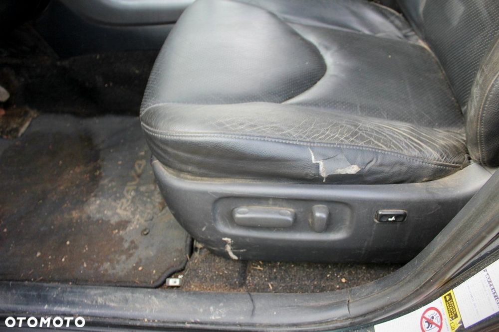Toyota Rav4 III XA3 2006 2.2D-CAT 2AD-FHV Suv (MASKA, ZDERZAK, LAMPA, BŁOTNIK, DRZWI, SZYBA, FOTEL) - 8