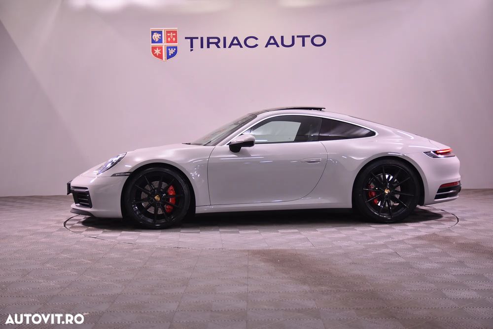Porsche 911 Carrera 4S - 2
