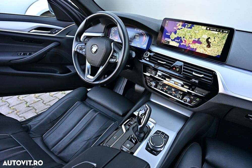 BMW Seria 5 520i Aut. Luxury Line - 19