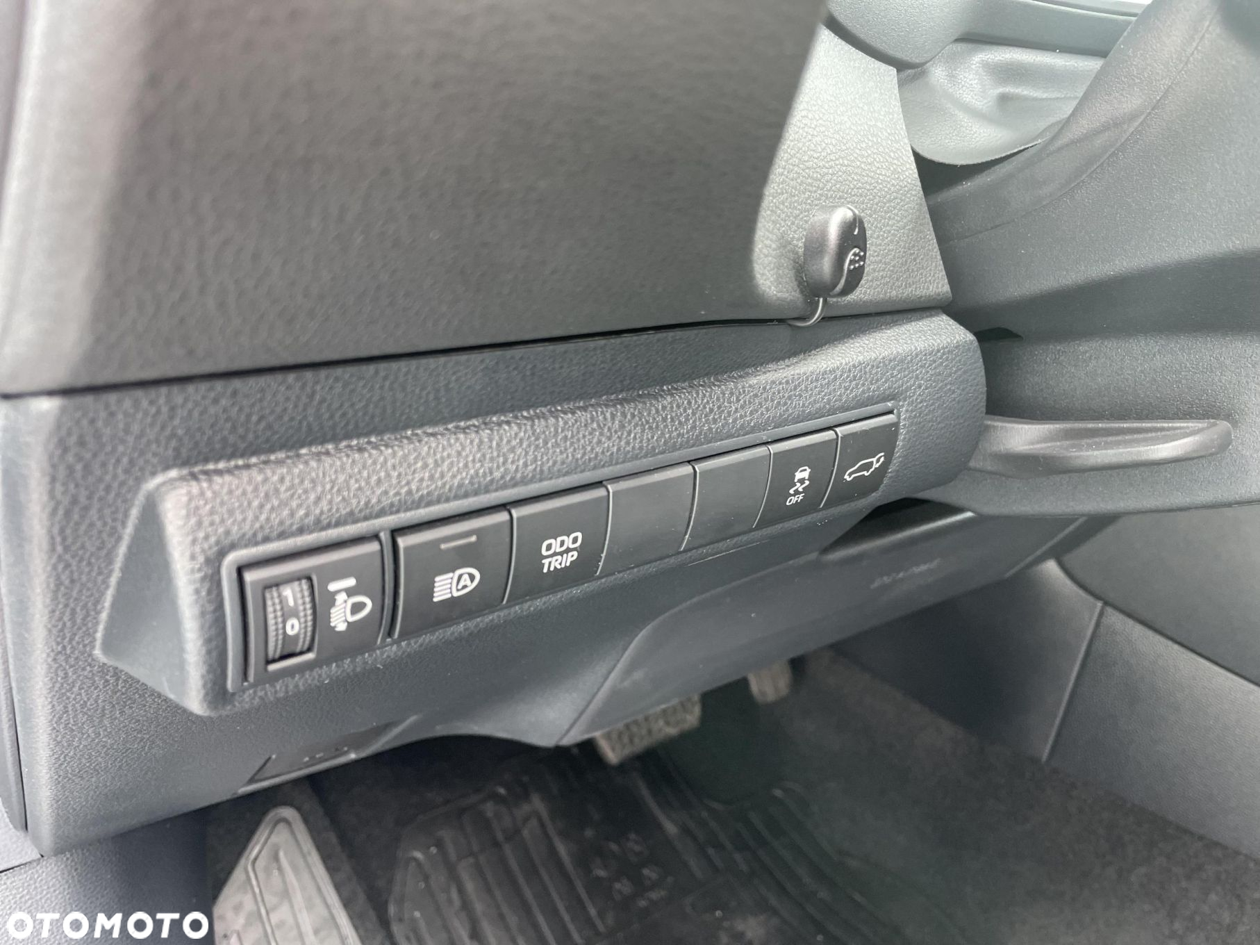 Toyota Corolla - 14