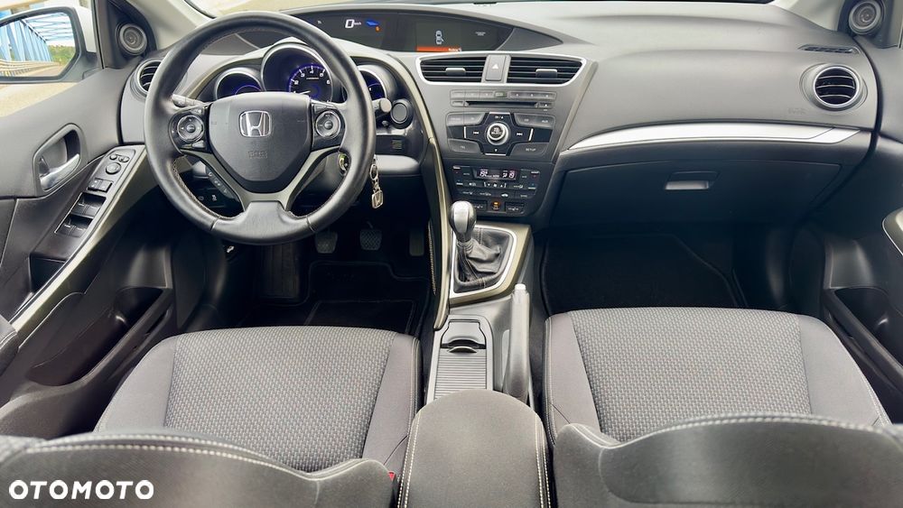 Honda Civic Tourer 1.8 i-VTEC Elegance - 21