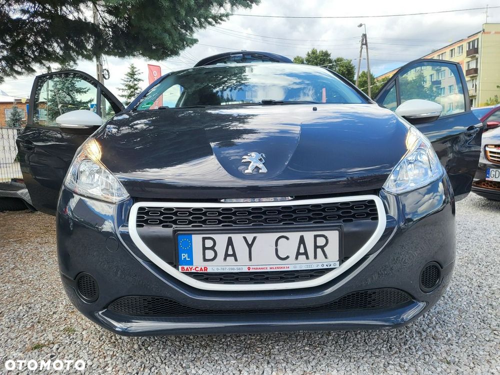 Peugeot 208 - 5