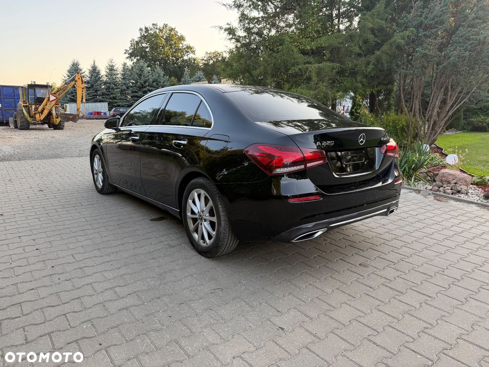 Mercedes-Benz Klasa A 220 4Matic 7G-DCT - 6