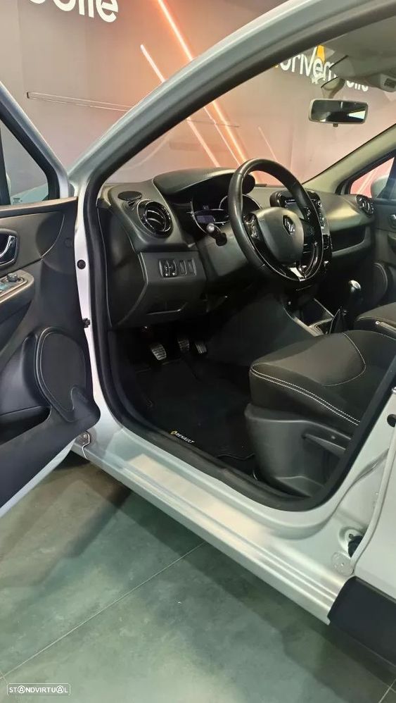 Renault Clio Break 1.5 dCi Dynamique S - 17