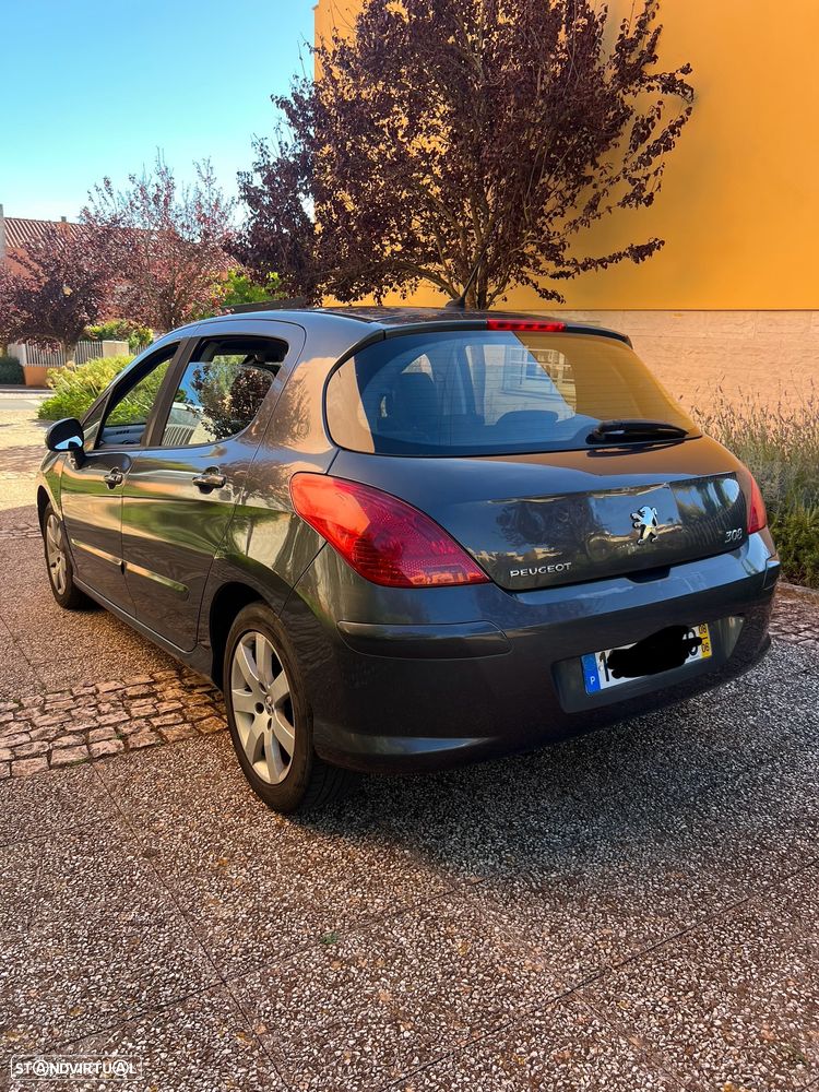 Peugeot 308 1.6 HDi Executive - 6