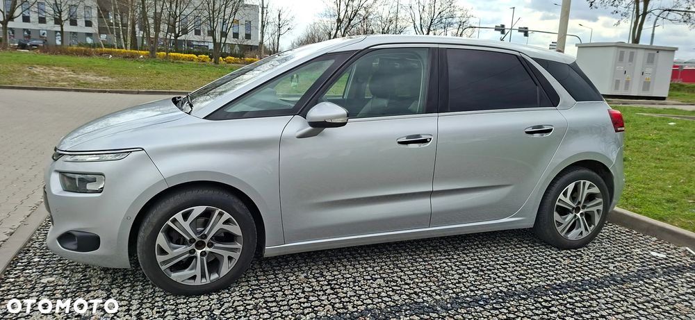 Citroën C4 Picasso 1.6 e-HDi Exclusive - 24