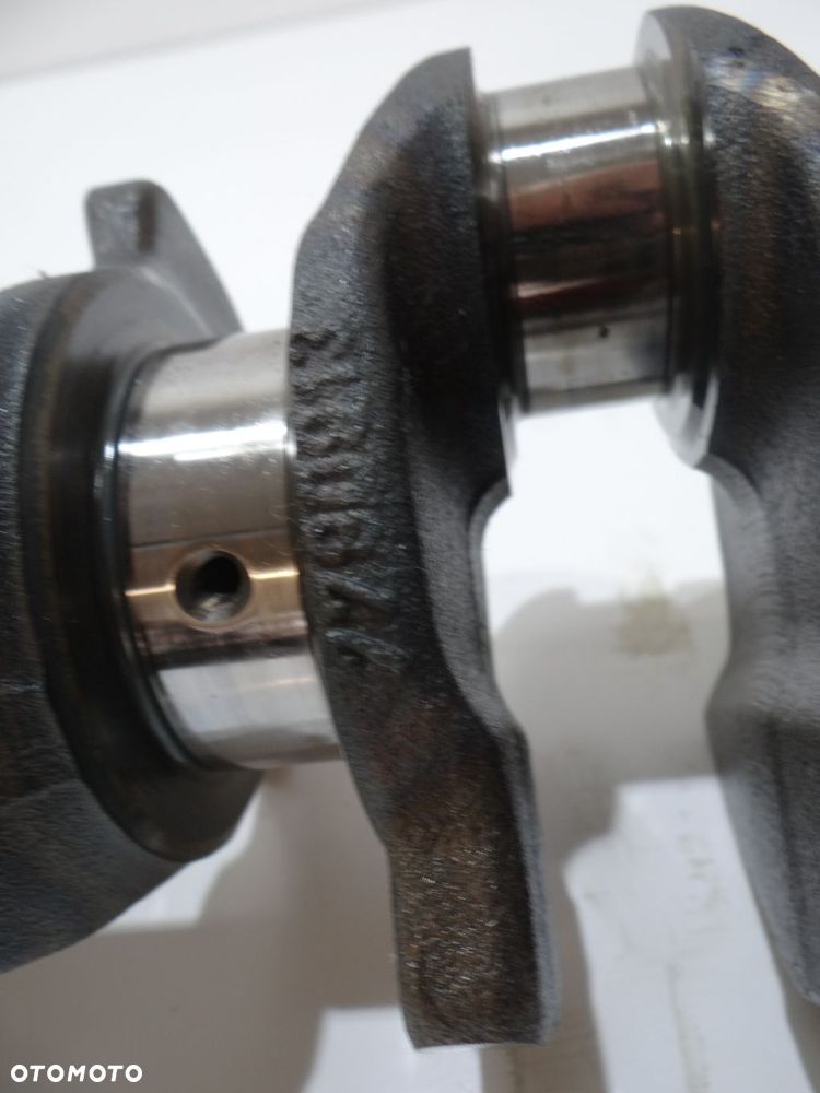 WAŁ KORBOWY BMW E60 525 D 256D2 OE 7790813 - 5