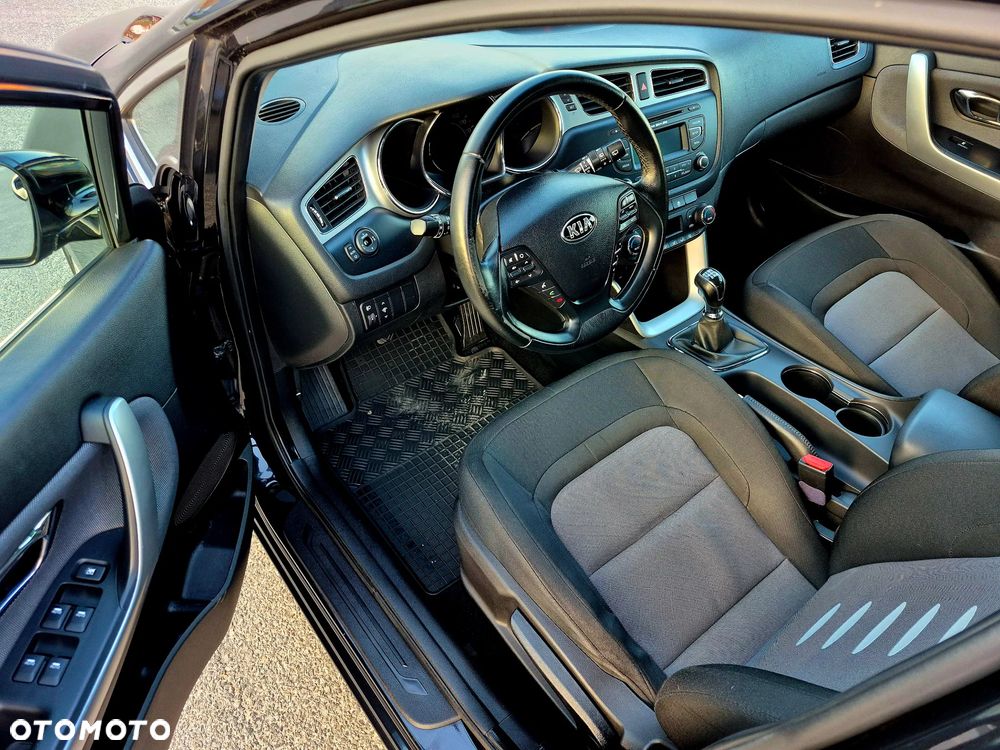 Kia Ceed 1.6 GDI L - 10