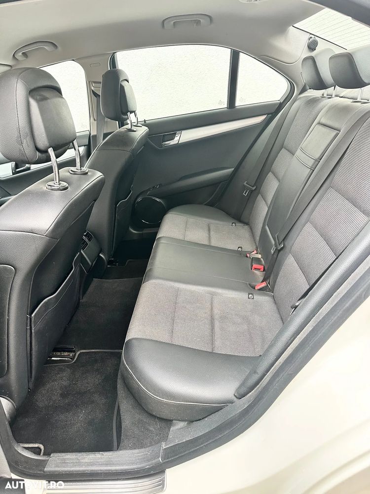 Mercedes-Benz C 180 CGI Automatik BlueEFFICIENCY Avantgarde - 8