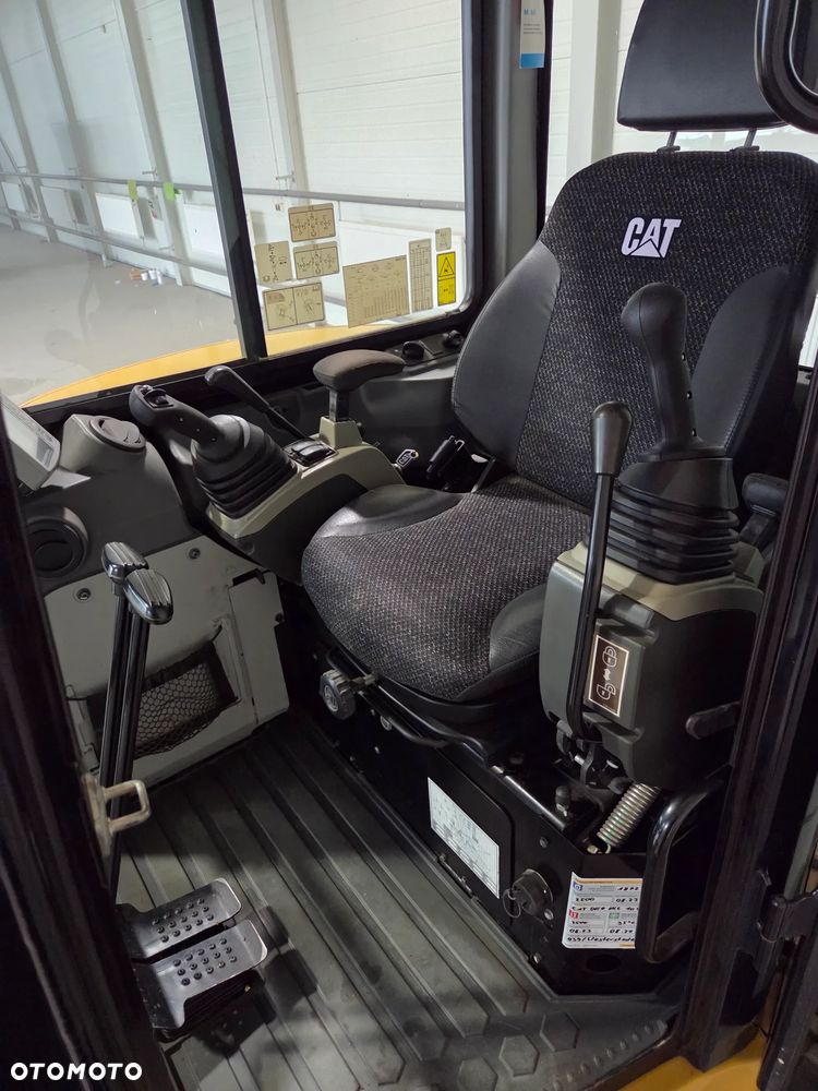 Caterpillar 305E2 - 11