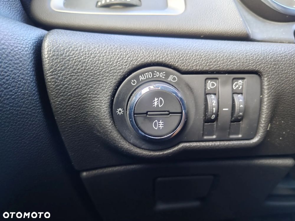 Opel Astra IV 1.7 CDTI Sport - 28