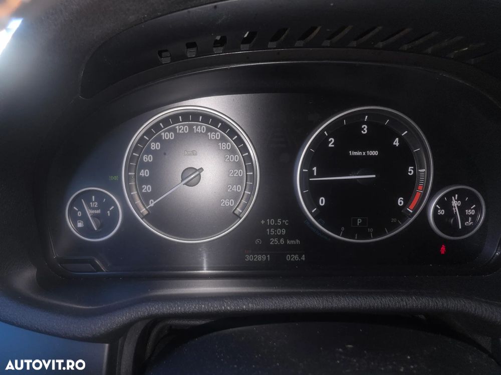BMW X3 xDrive20d Aut. - 8