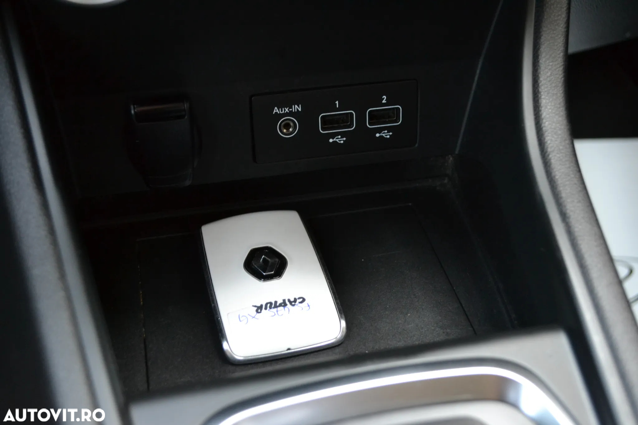 Renault Captur - 24