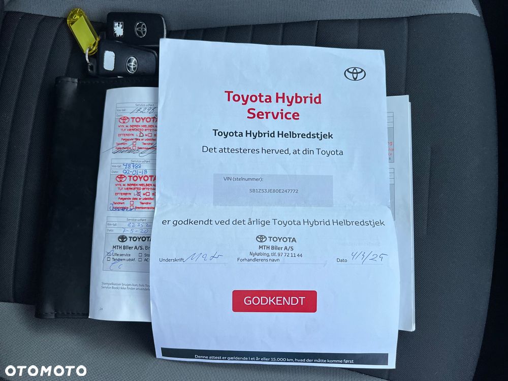 Toyota Auris 1.8 HSD Prestige - 28